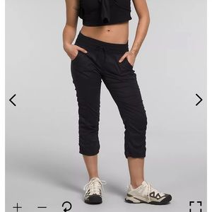 Women’s Aphrodite 2.0 Capris